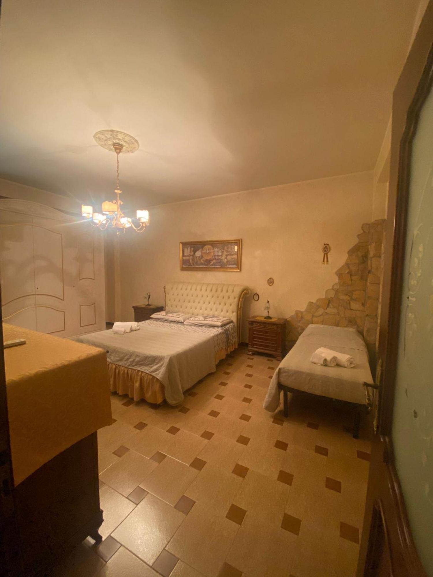 La Casa Delle Stelle Daire Solarino Dış mekan fotoğraf